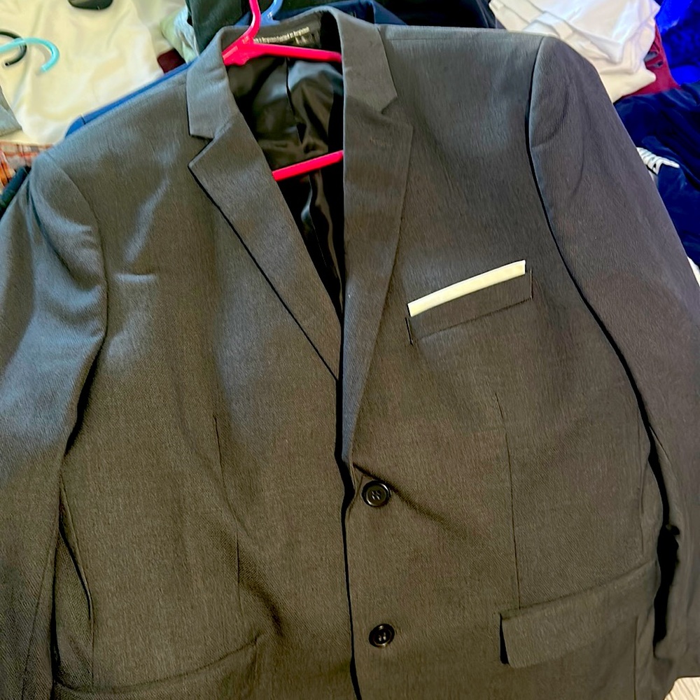 Grey blazer h&m with white pocket square